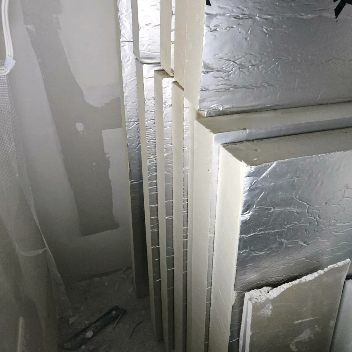 12 sheets of 100mm insulation - Image 1