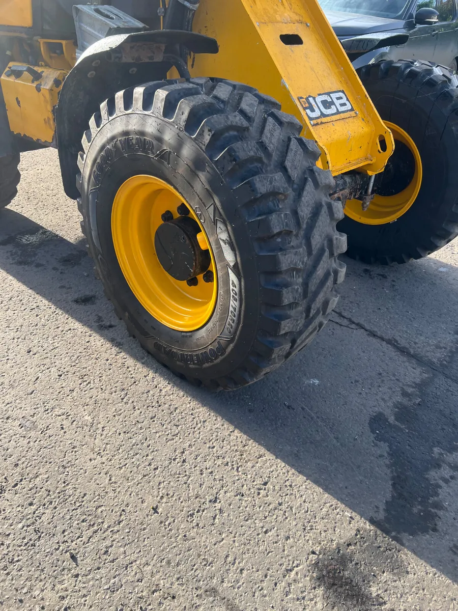 JCB 409 - Image 2