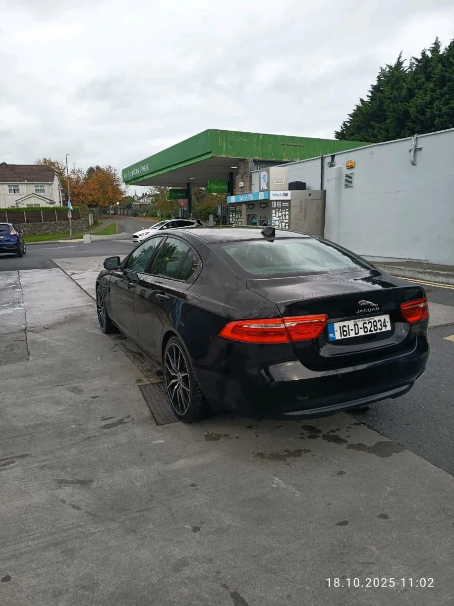 Jaguar XE 2016 - Image 4