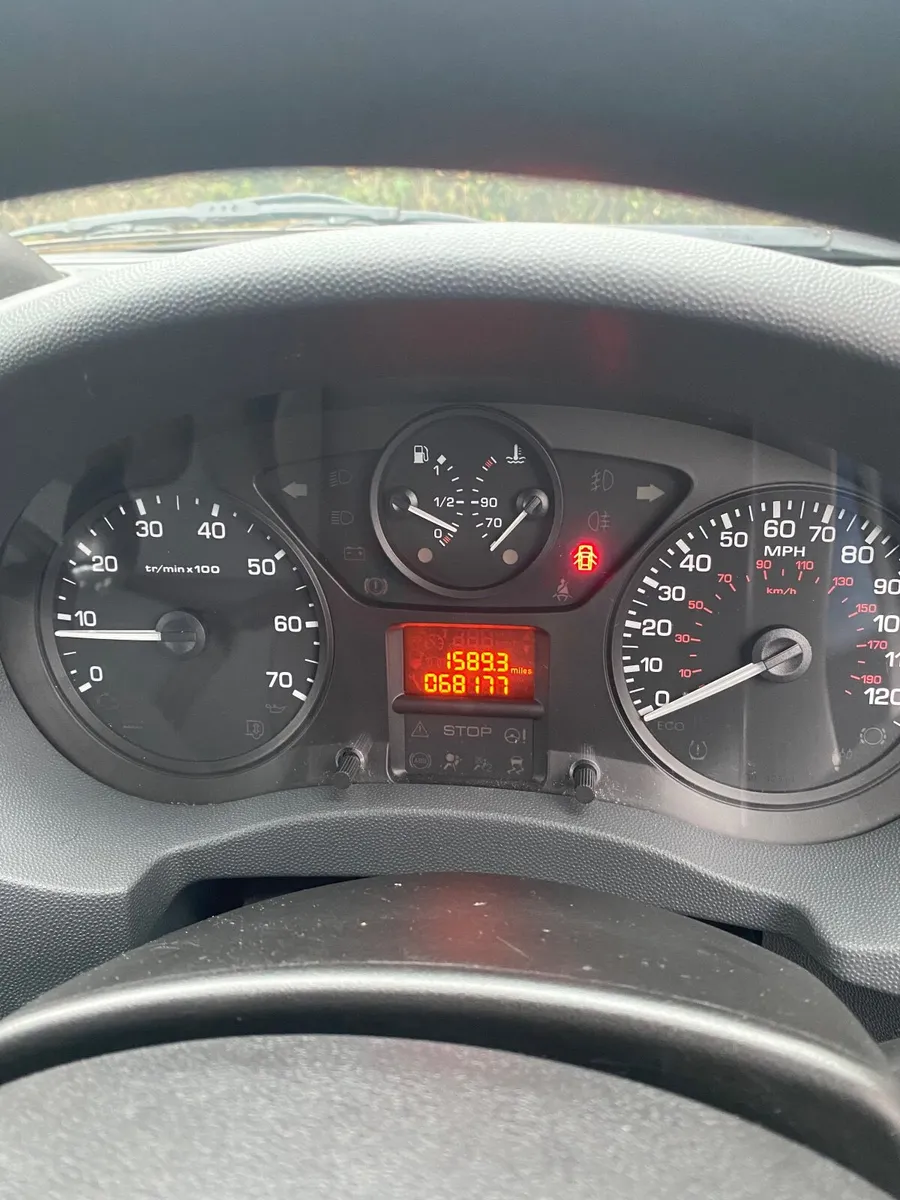 Peugeot Expert 2014  2.0 - Image 4
