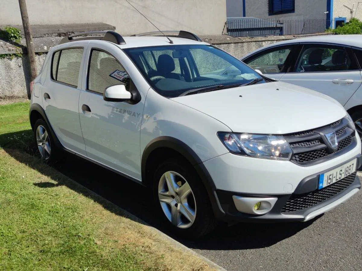 2015 Dacia Sandero Stepway dci - Image 1