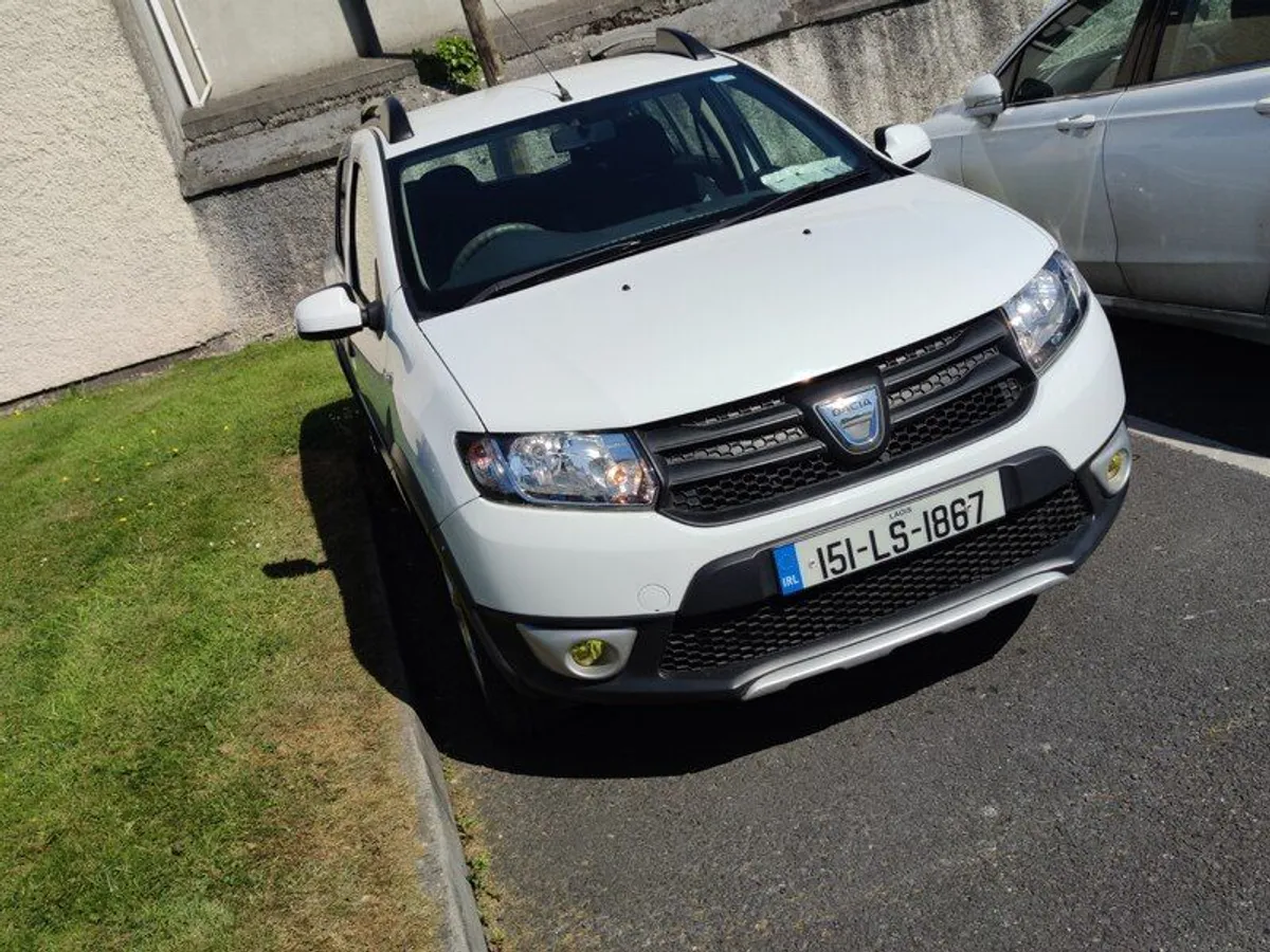 2015 Dacia Sandero Stepway dci - Image 2