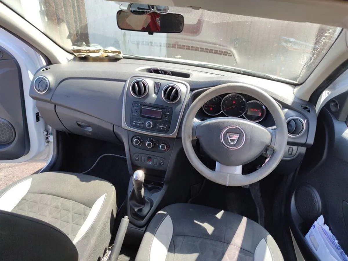 2015 Dacia Sandero Stepway dci - Image 3