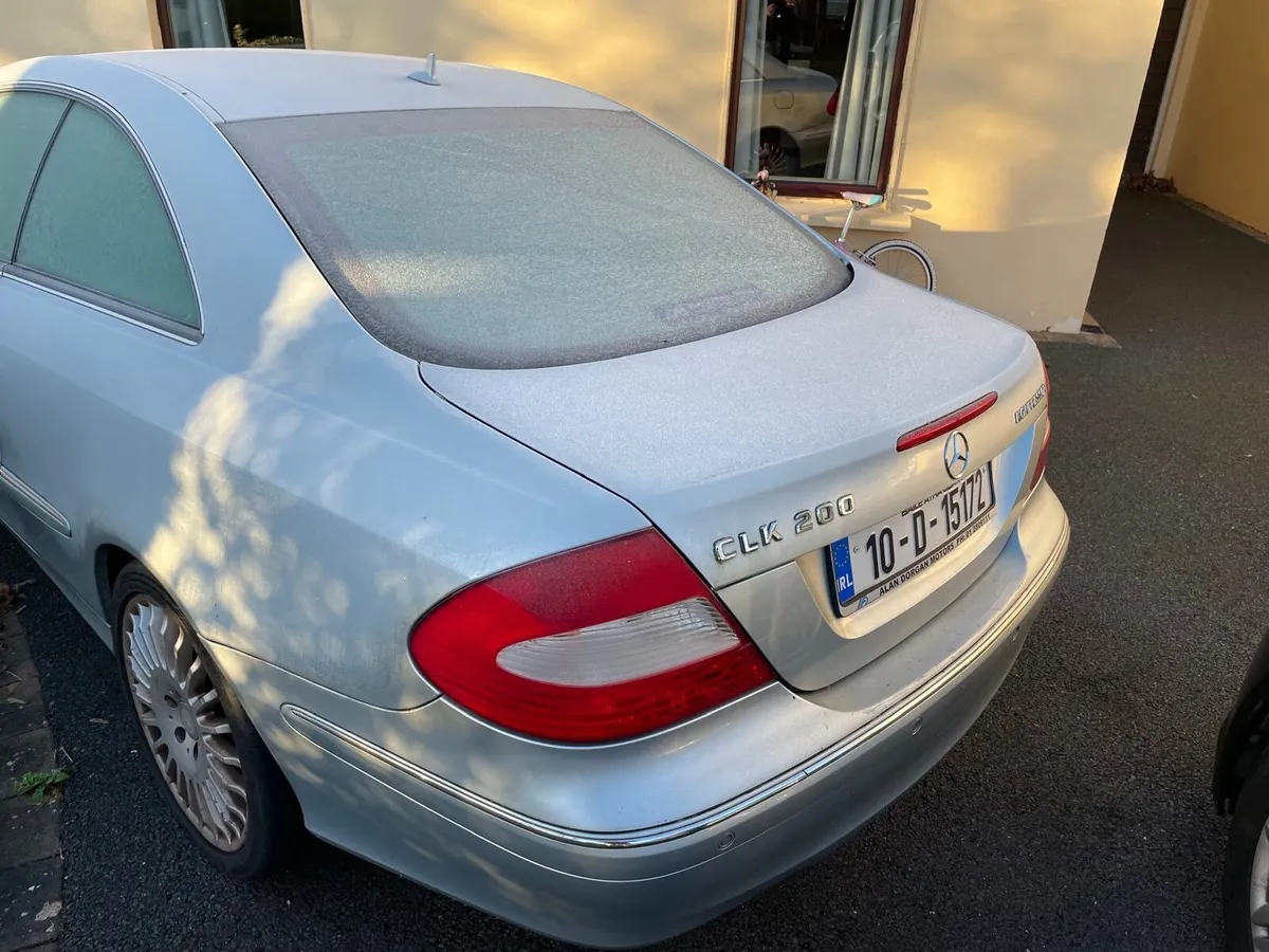 Mercedes-Benz CLK 2010 - Image 2