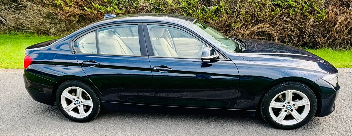 2013 BMW 3 SERIES AUTOMATIC IMMACULATE - Image 2