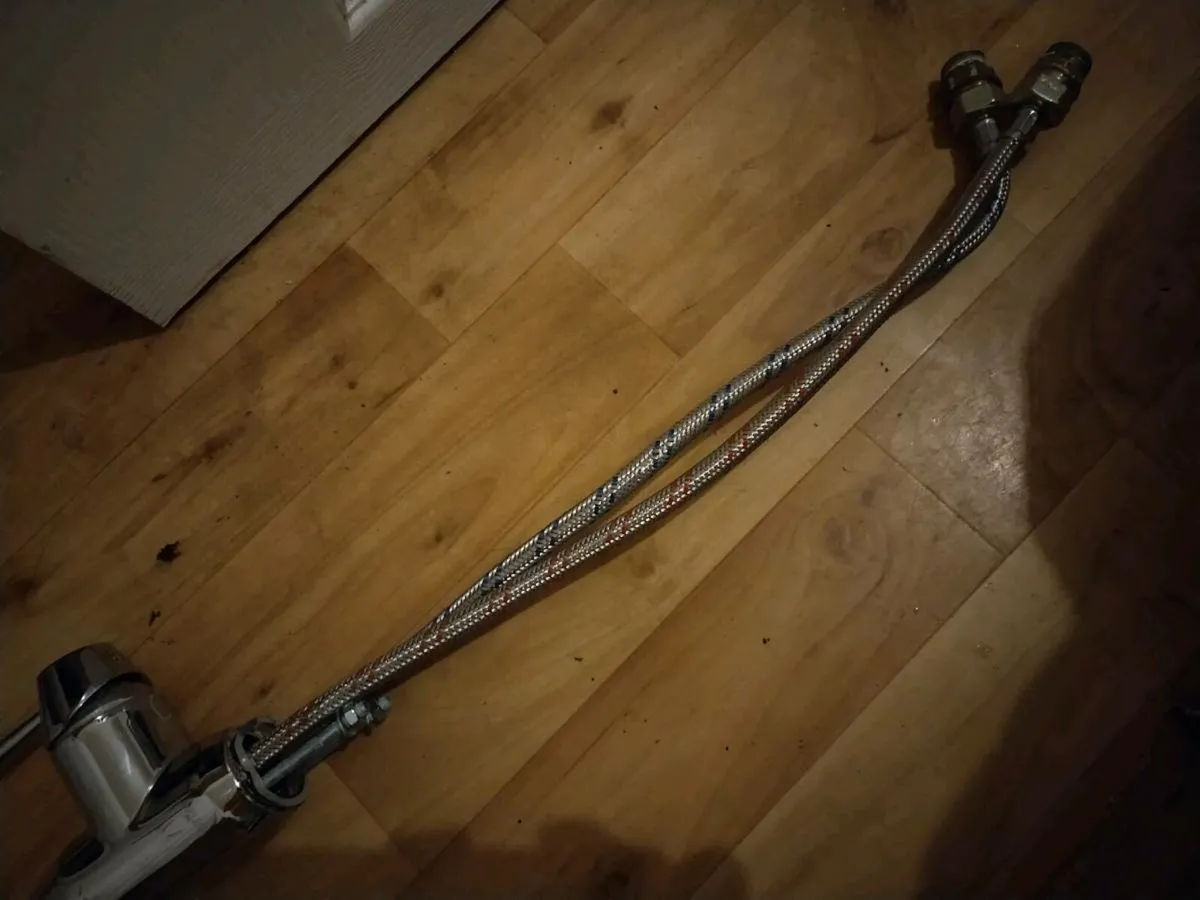 Kitchen Tap- Large size, High quality with connect - Image 2