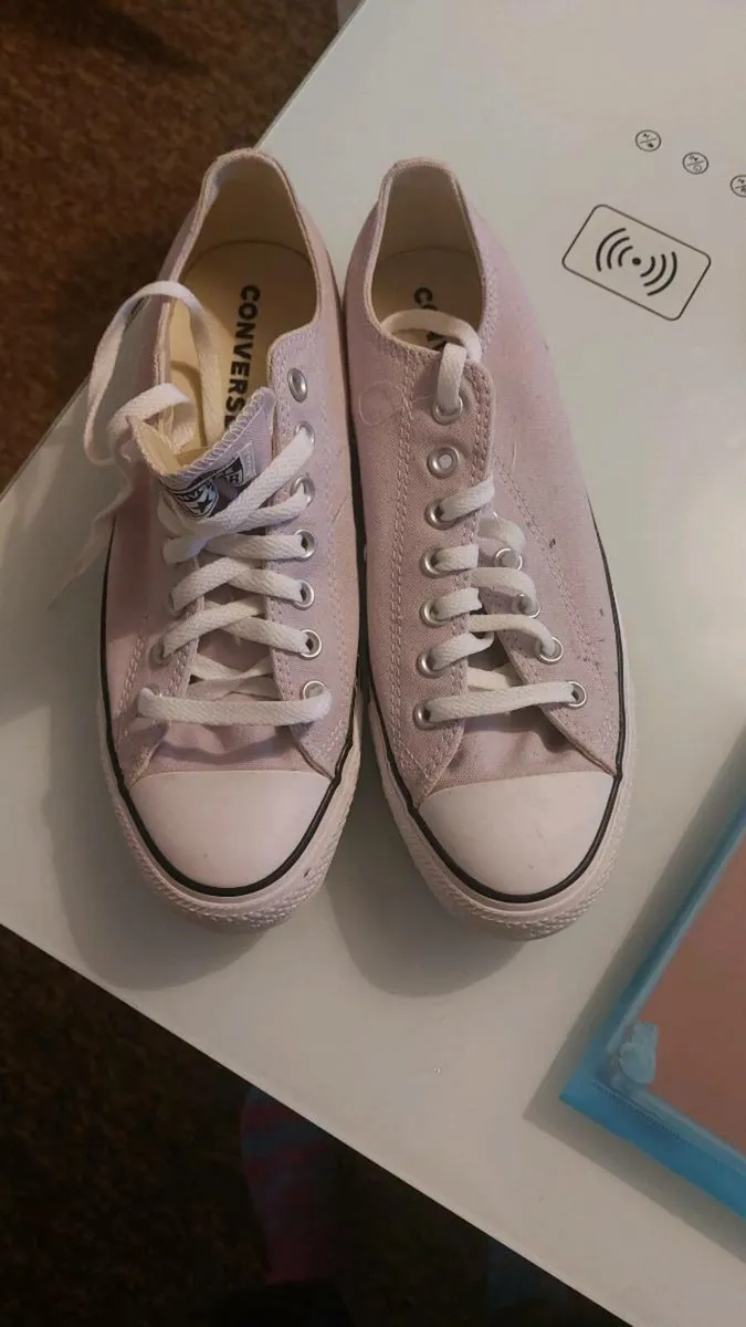New Converse Low Tops - Image 1