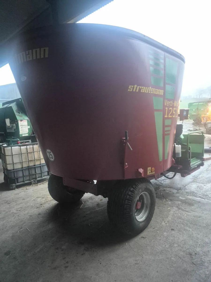 Strautmann tub feeder - Image 1