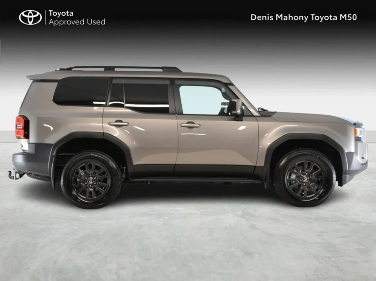 Toyota Land Cruiser Commercial (VAT INCLUDED) - Image 3