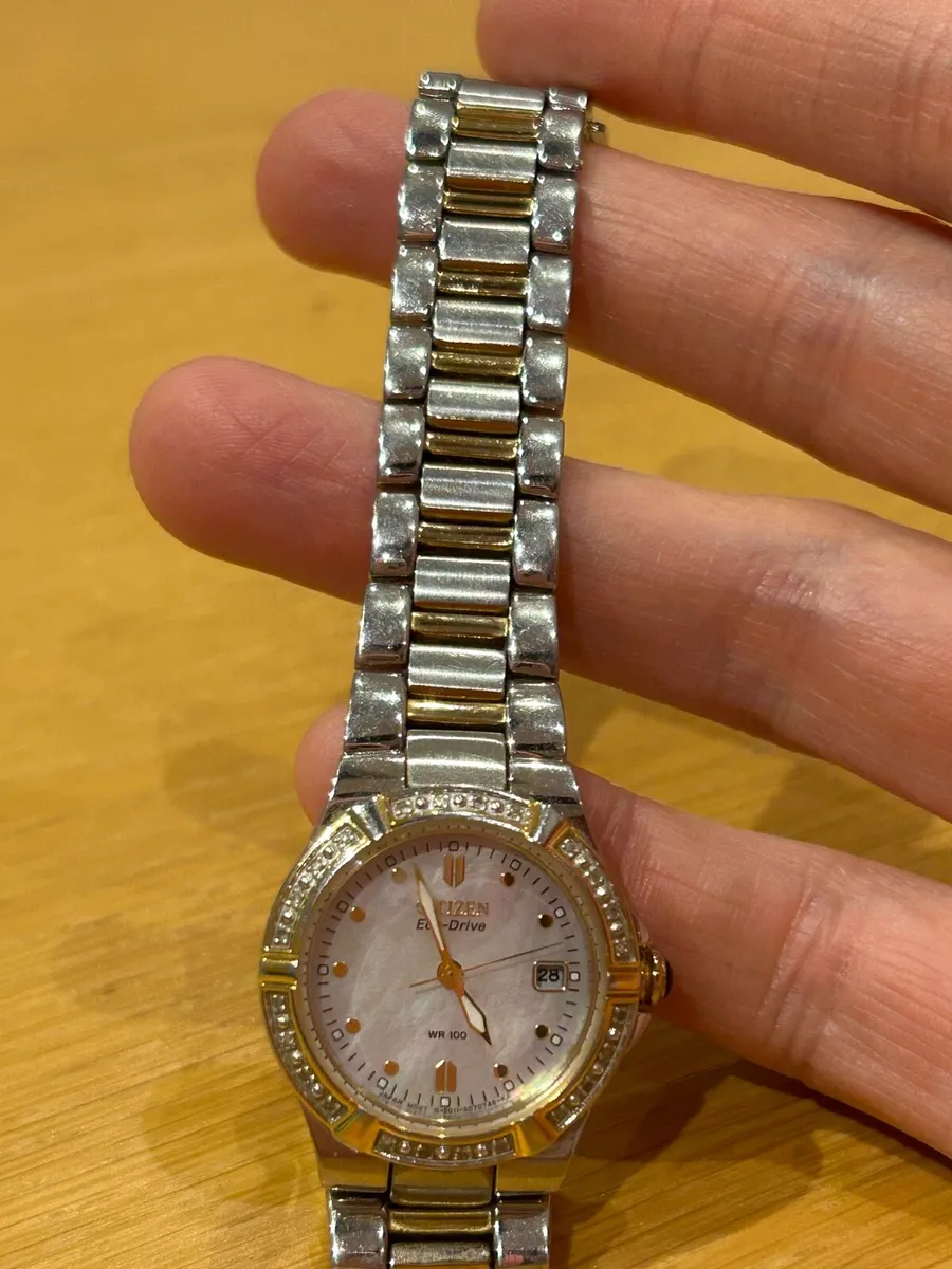 Citizen ladies Corso watch with diamonds - Image 3