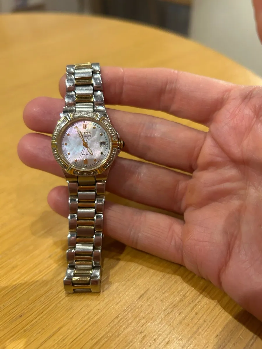 Citizen ladies Corso watch with diamonds - Image 4