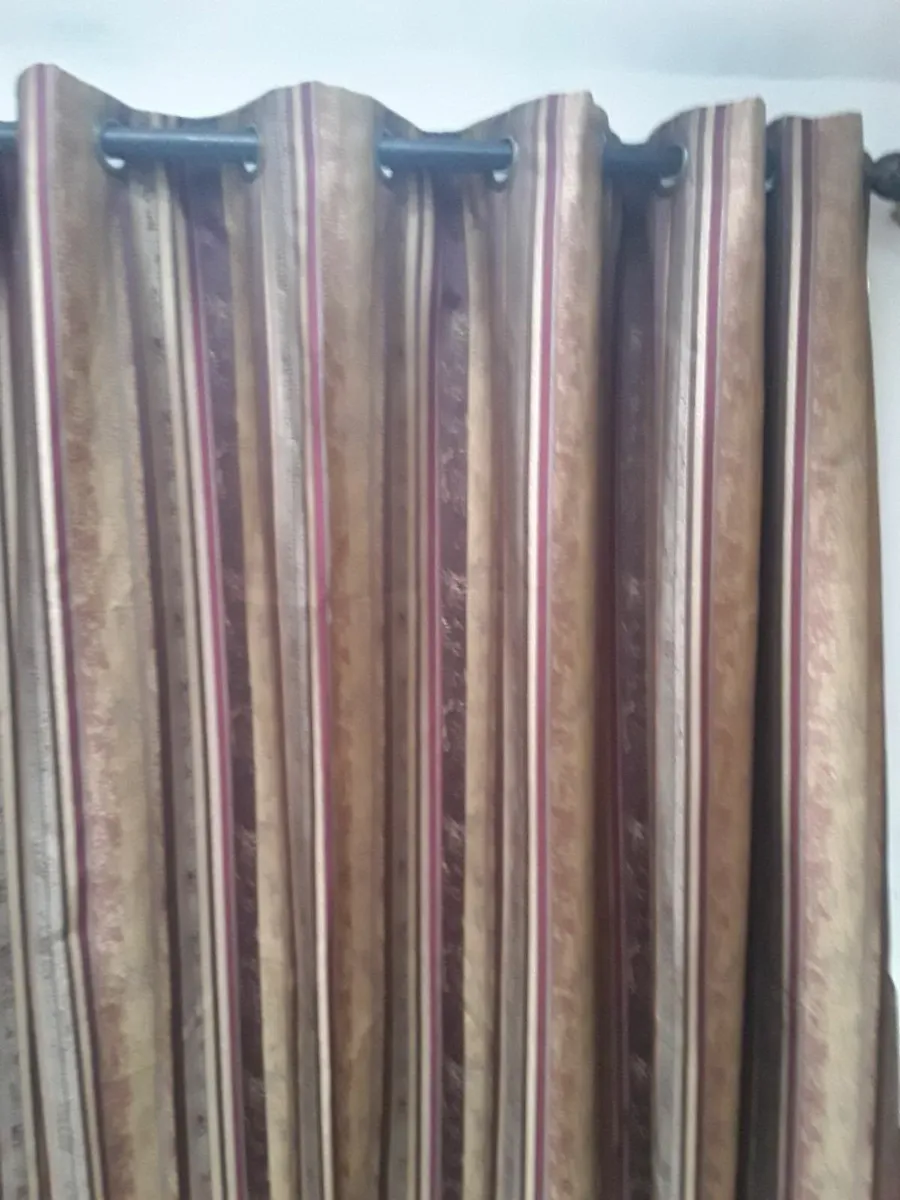 Brand new extra large exquisite drapes - Image 2