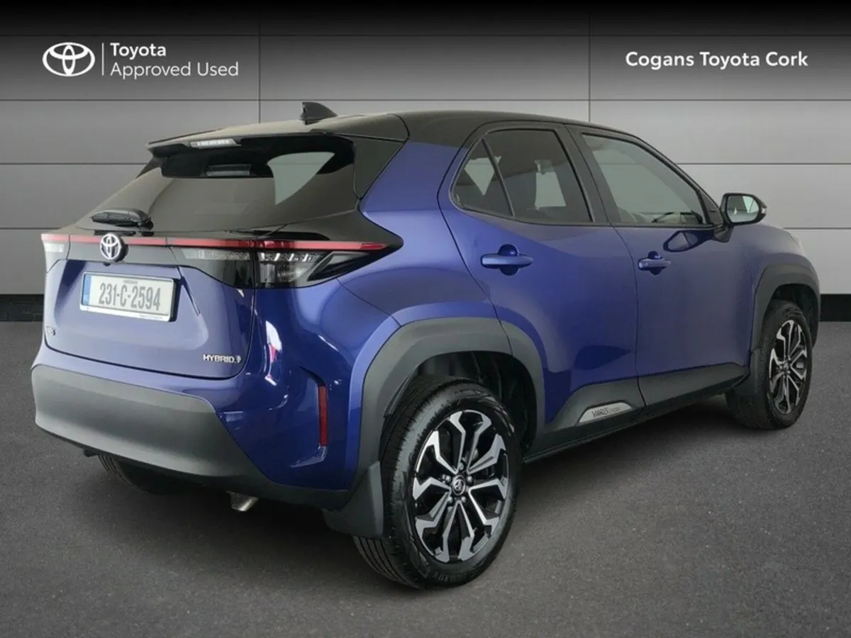 Toyota Yaris Cross YARIS CROSS LUNA SPORT - Image 4