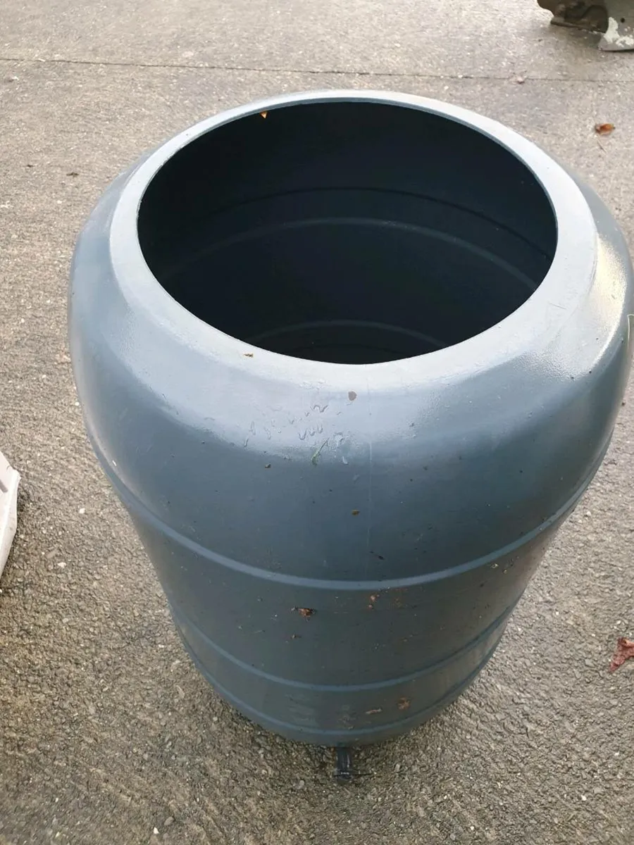 Water storage - Image 2