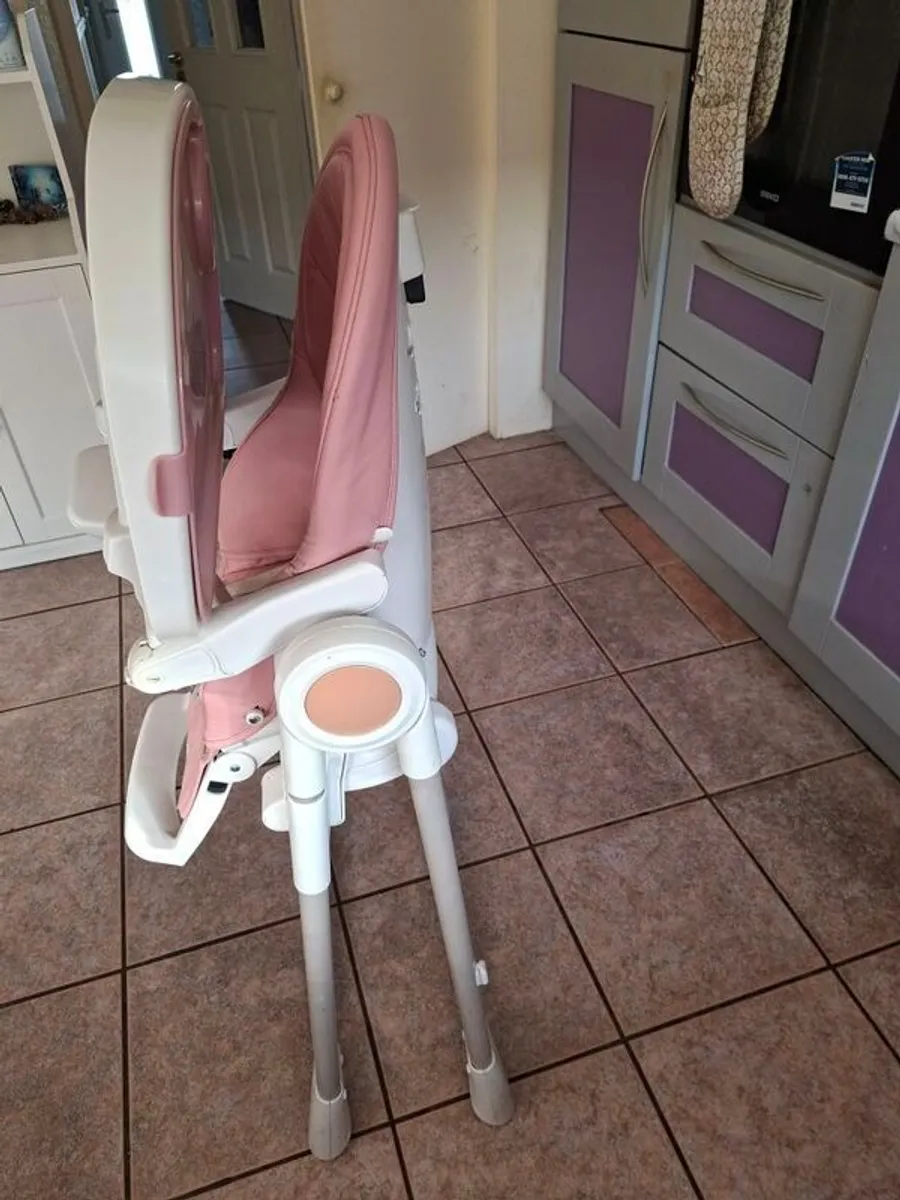 high chair - Image 2