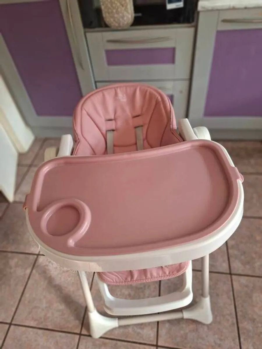 high chair - Image 4