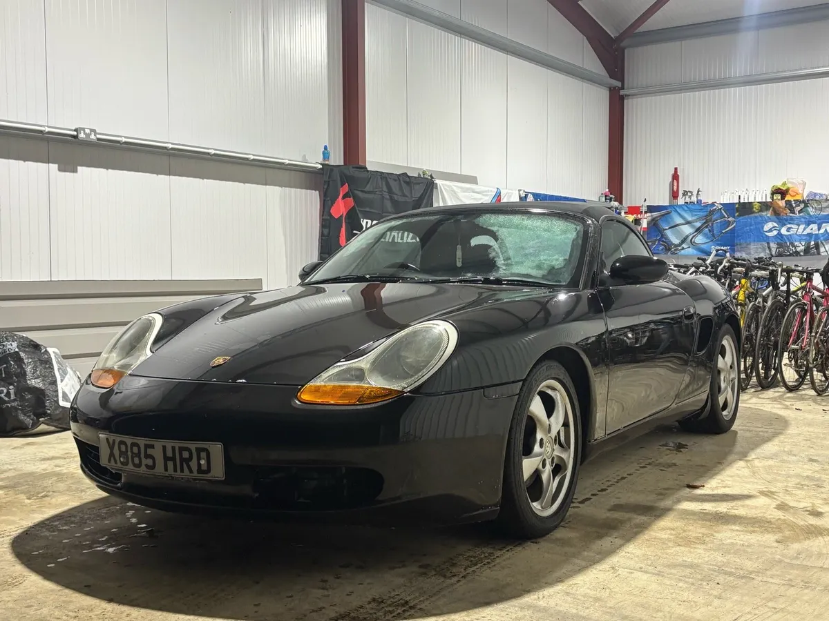 2000 Porsche Boxster 2.7 Manual - Image 1