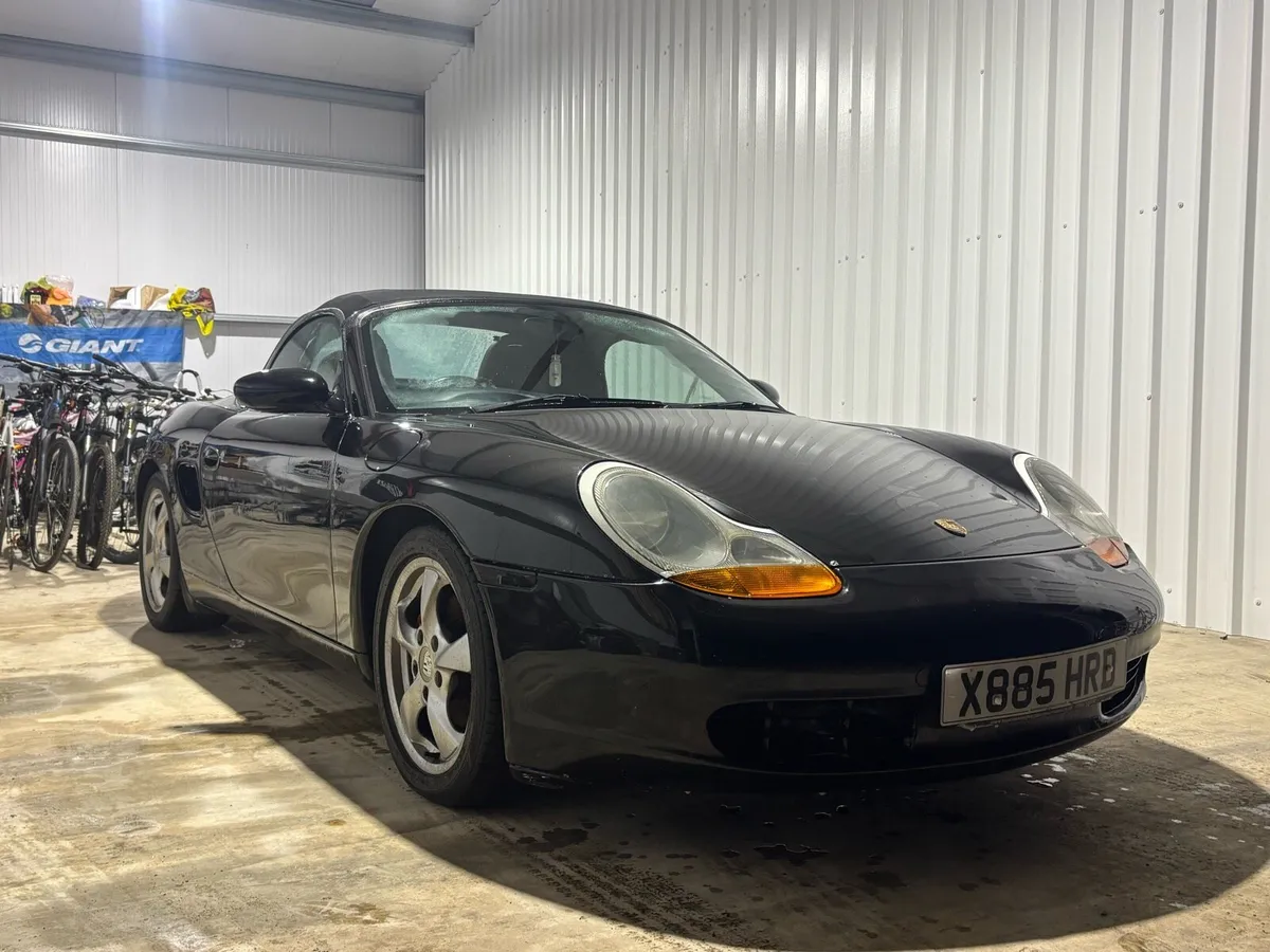 2000 Porsche Boxster 2.7 Manual - Image 4