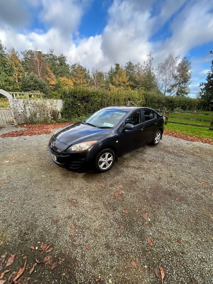 Mazda 3 - Image 2
