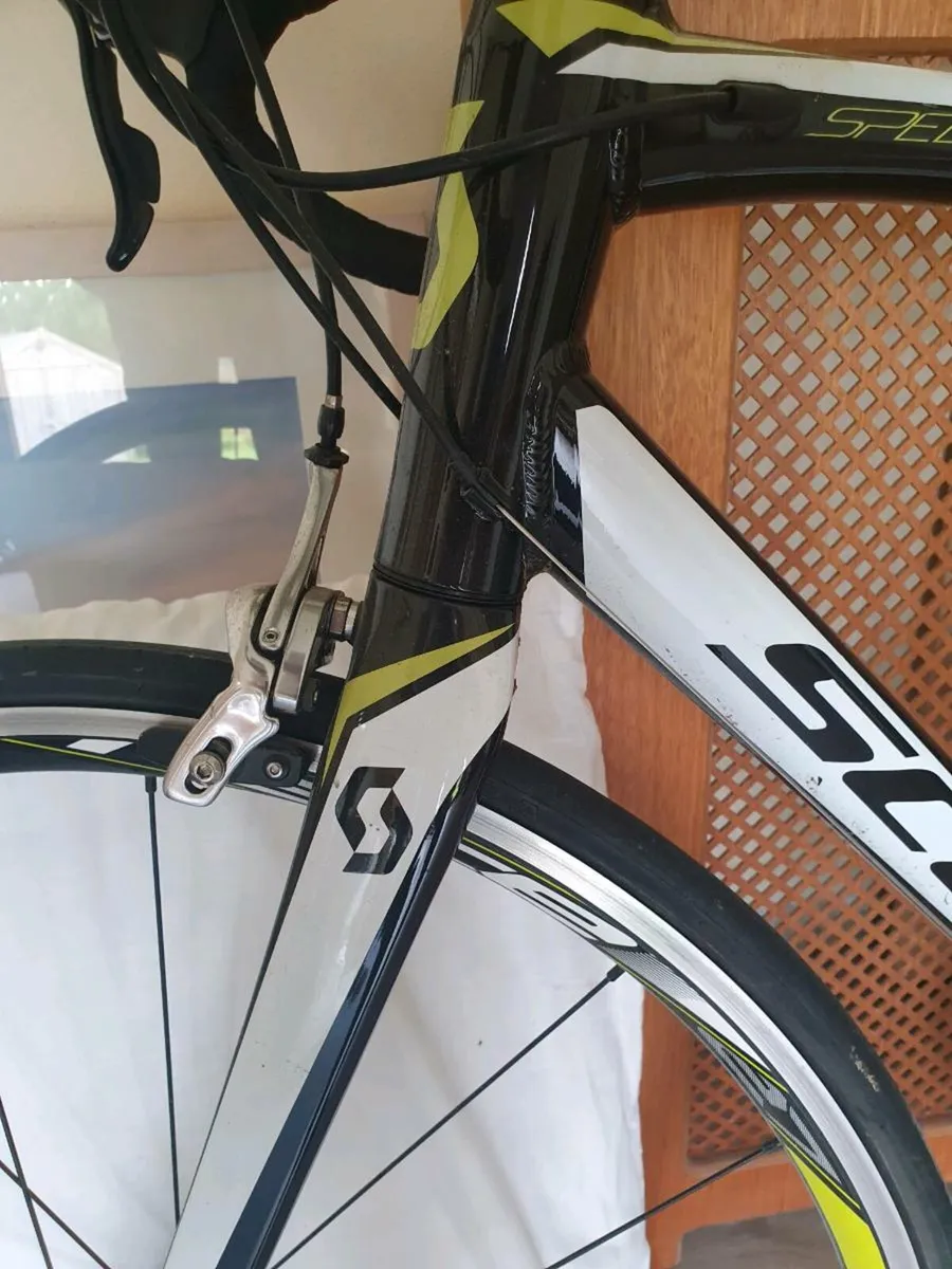 Scott Speedster Road Bike with training equipment - Image 4