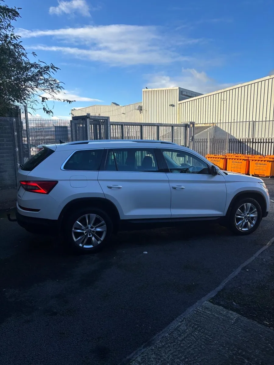 2017 Skoda Kodiaq 1.4 7 Seater *Pan Roof* - Image 2
