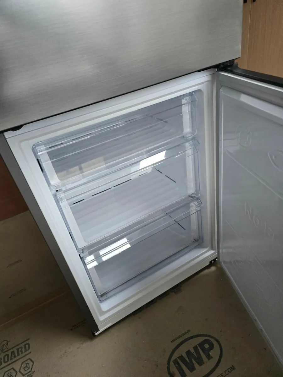 Samsung Smart Fridge - Image 3