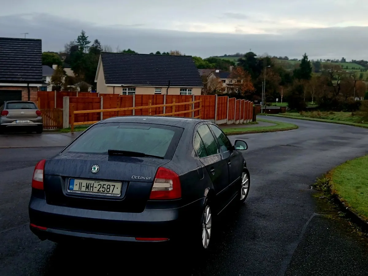 SKODA OCTAVIA 11 1.6 TDI GOOD CAR!!!PRICE 2350E !! - Image 2