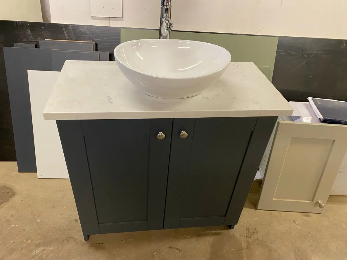 Bathroom Vanity Unit New - Image 1