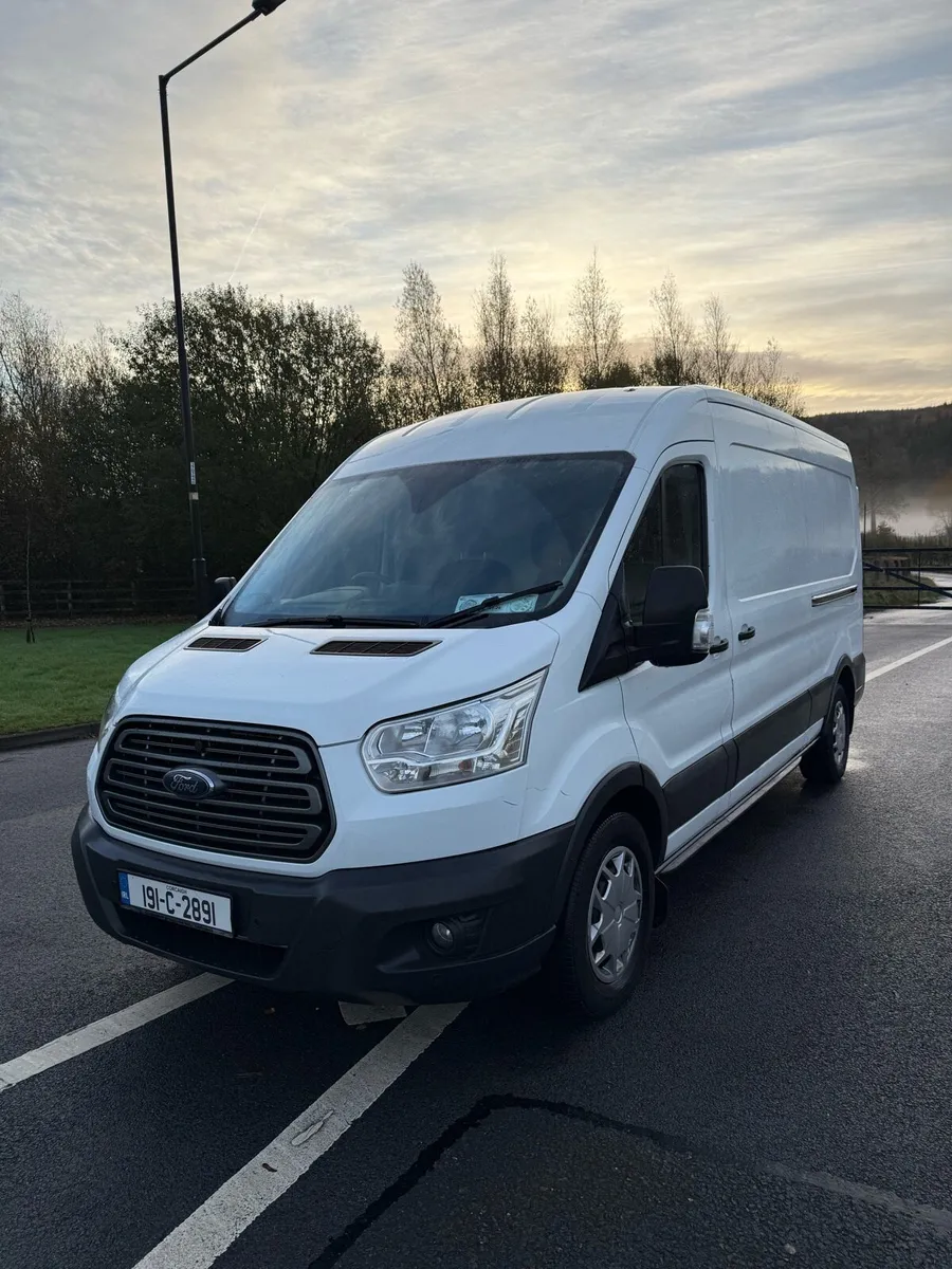 Ford Transit - Image 2