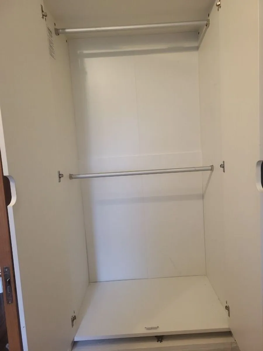 Wardrobe kids bedroom FREE - Image 2