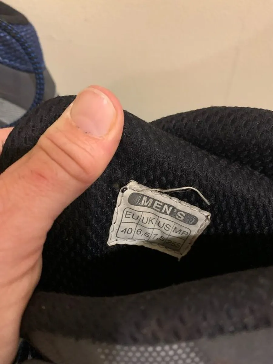 roller blades - Image 2