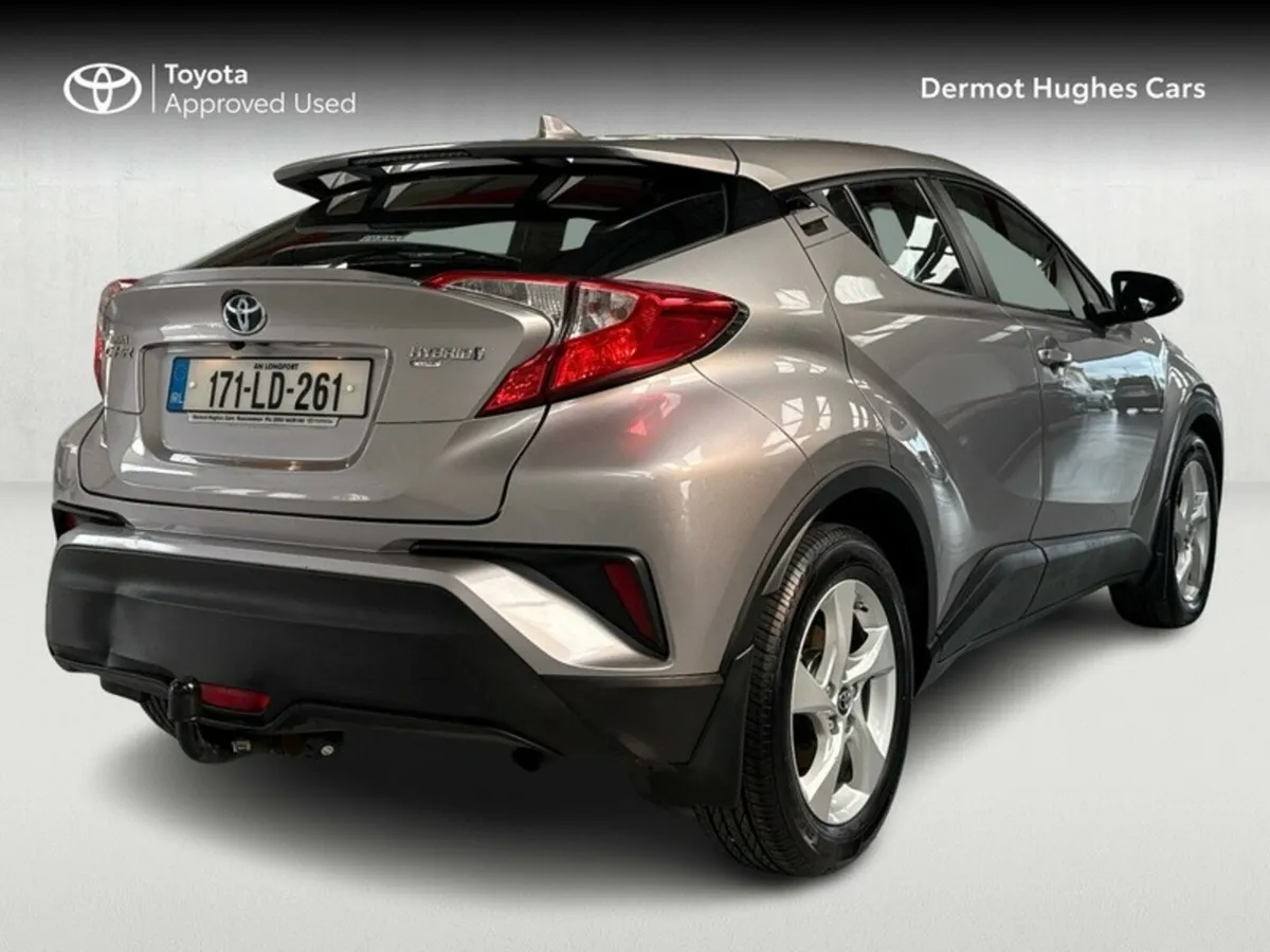 Toyota C-HR HYBRID LUNA 4DR AUTO - Image 2