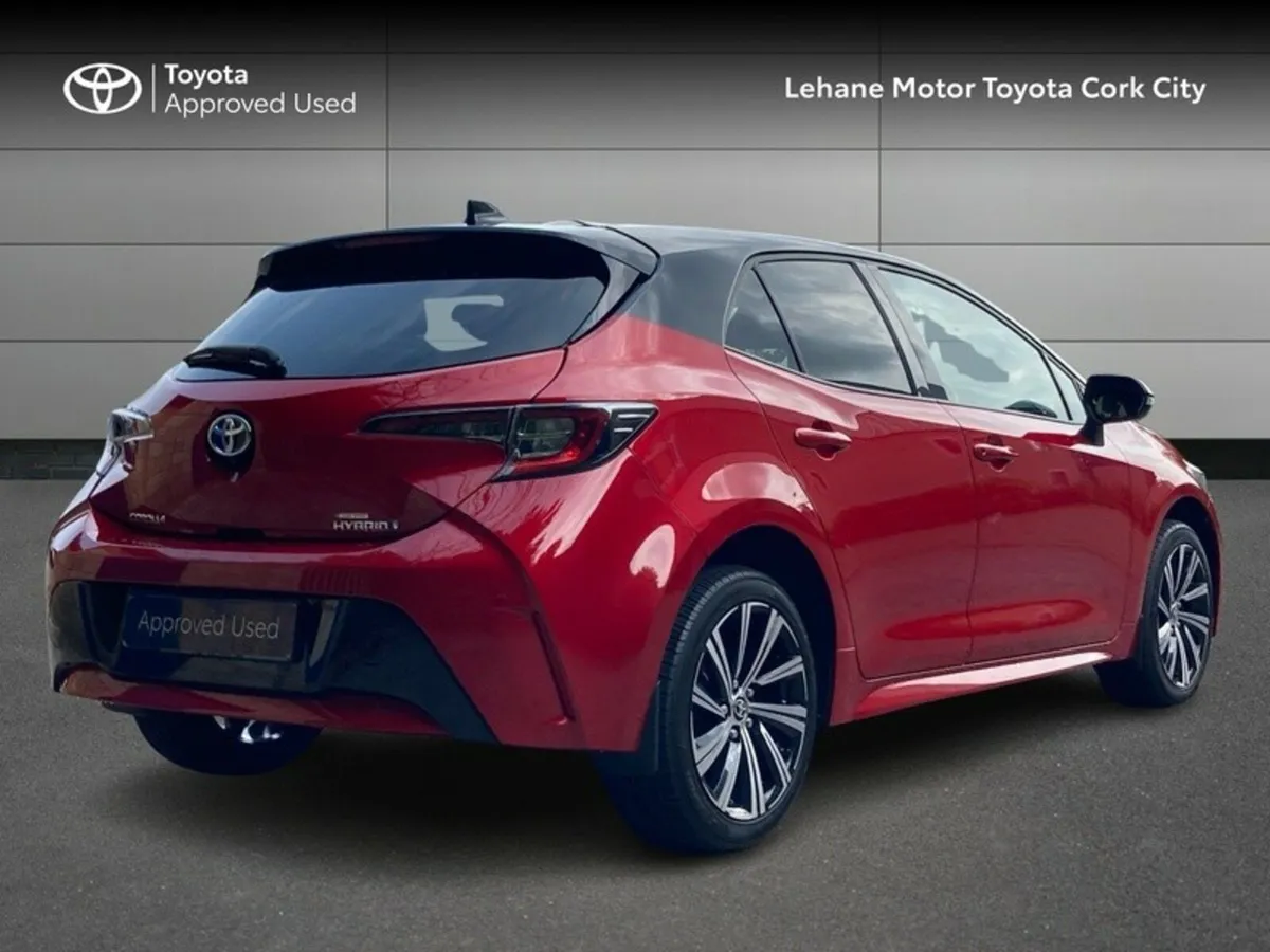 Toyota Corolla LUNA SPORT HB 4DR AUTO HYBRID - Image 2