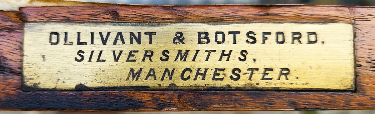 Large Victorian Oak Trunk- Circa 1870 - Image 4