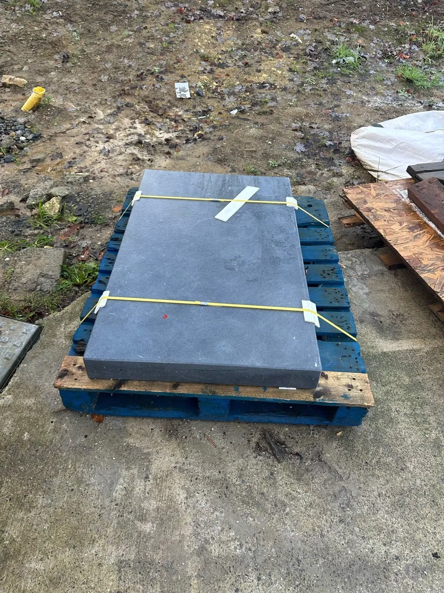 Limestone Cap - Image 2