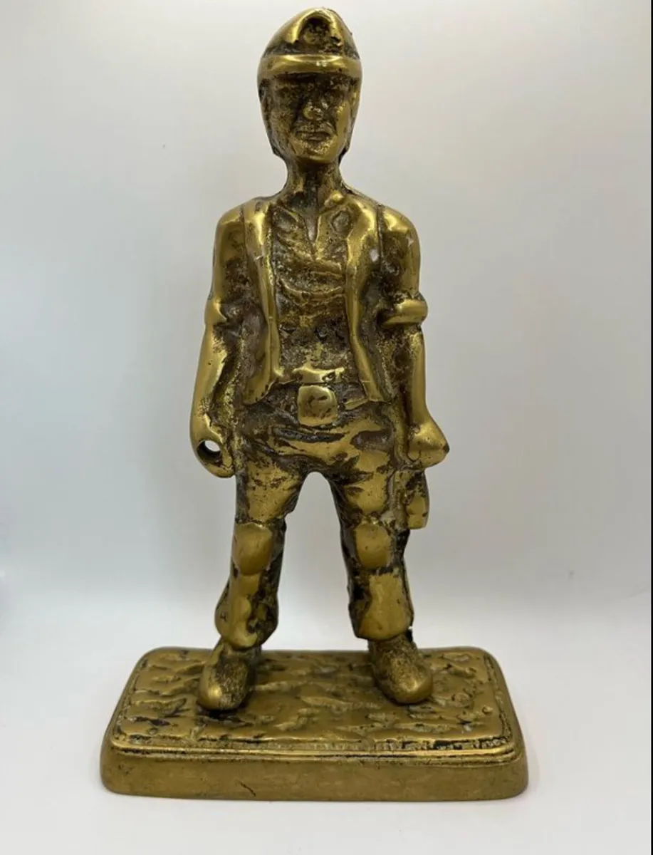 Vintage Christmas Gift Ideas - Image 1