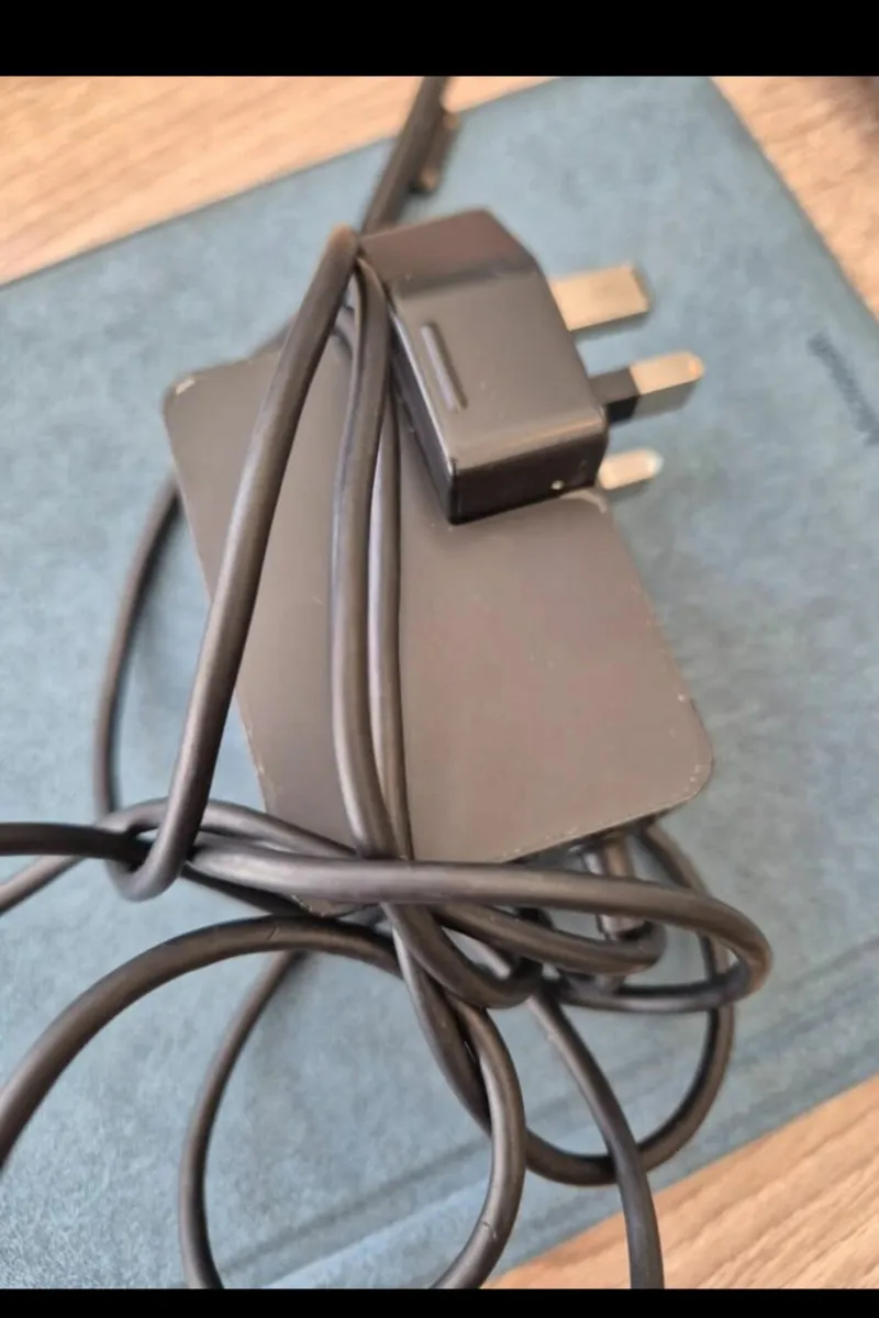 Microsoft Surface Go - Image 3