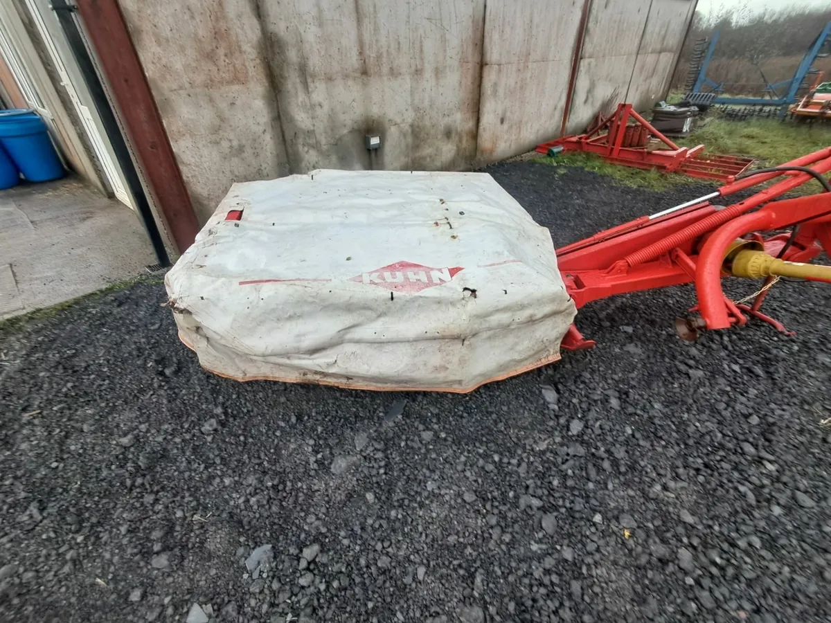 Kuhn 5ft 6 disc mower - Image 4
