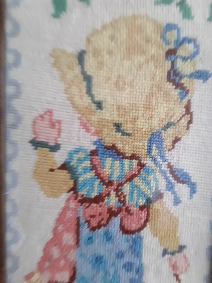 Lovely tapestry picture of a child from the back - Image 1
