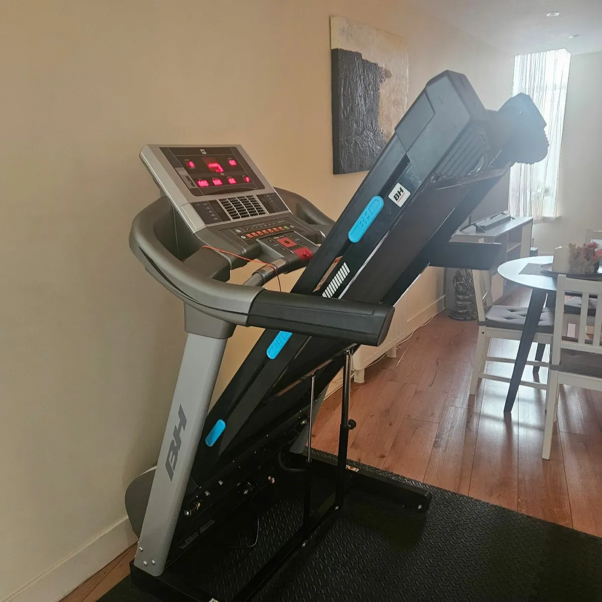 BH Fitness F8 Dual Treadmill - Image 3