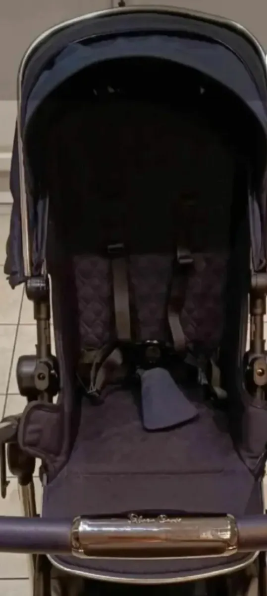 Buggie/pram bundle - Image 4
