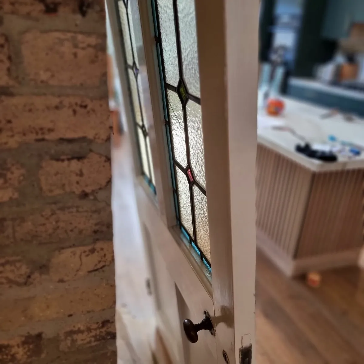 Old wooden door with stained glass - Image 4