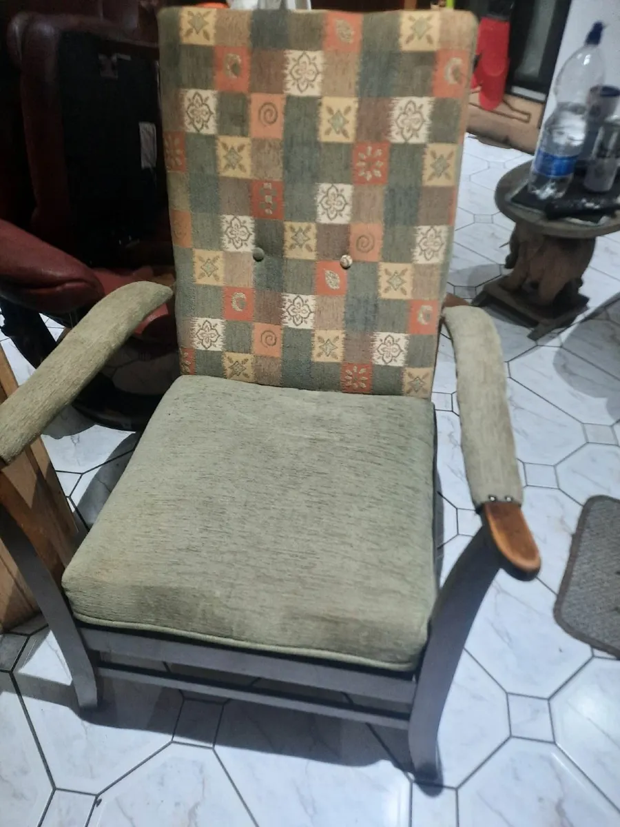 Vintage armchair - Image 1