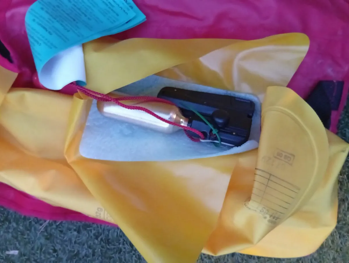 Quality PEGASO Automatic life jacket vest 6months - Image 4