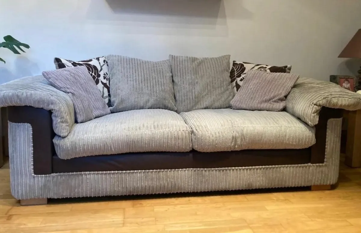 sofa Clonakilty area - Image 2