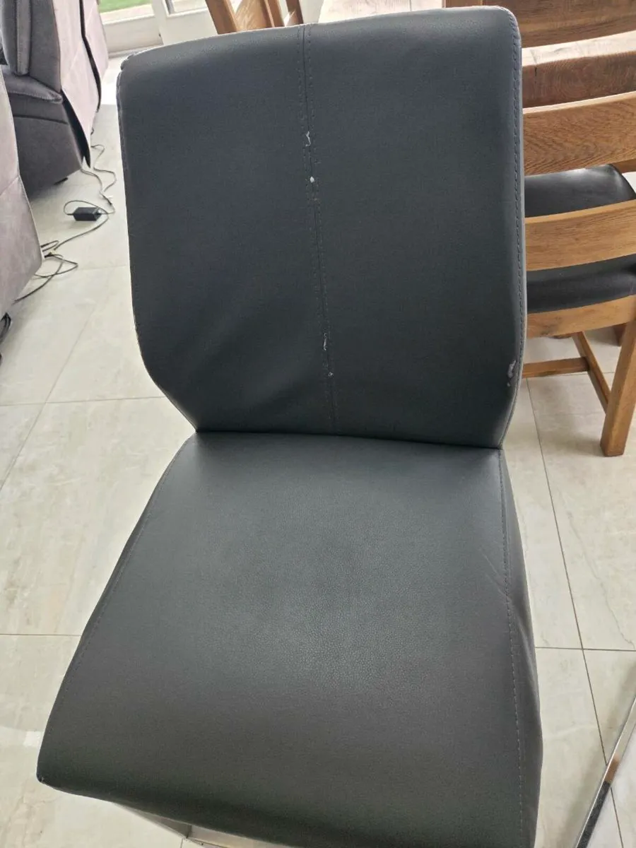 4 x counter seats - Image 4