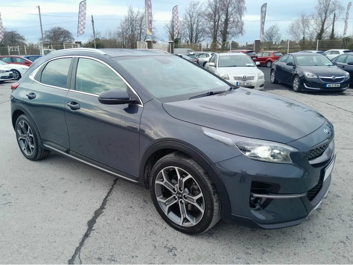 Kia XCeed PHEV 5DR AUTO - Image 1