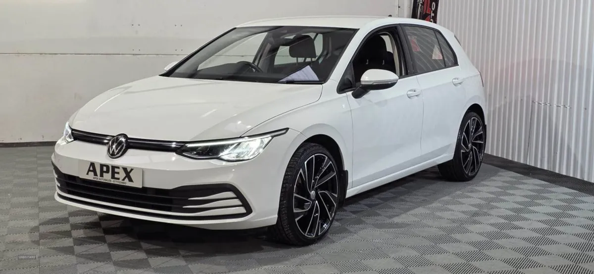 Volkswagen Golf Hatchback - Image 2