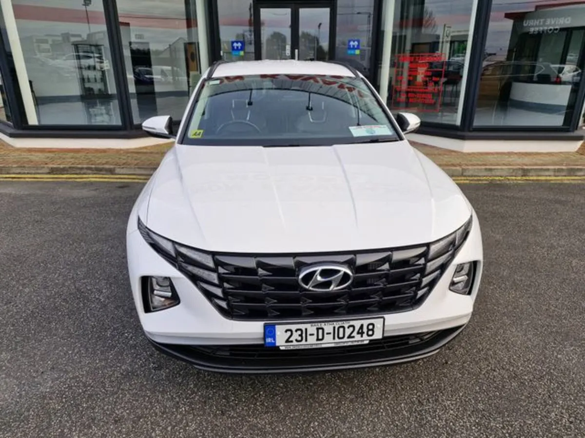 Hyundai Tucson Executive 5DR - Image 3
