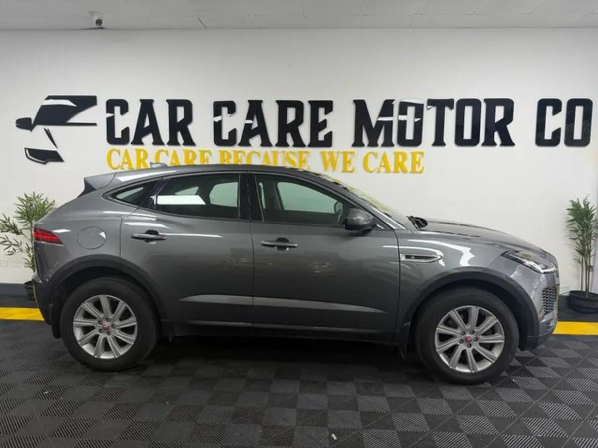Jaguar E-Pace 19MY 2.0 D150PS AWD S Auto 5DR - Image 3